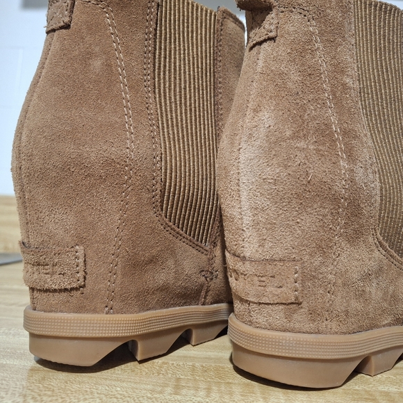 Sorel Joan of Arctic III Chelsea Wedge Suede Bootie Size 10 - Picture 7 of 10